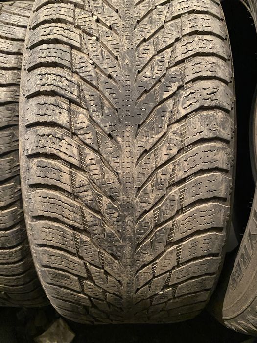 Шины на 20 285/50