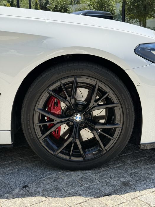 BMW G30 530 x drive