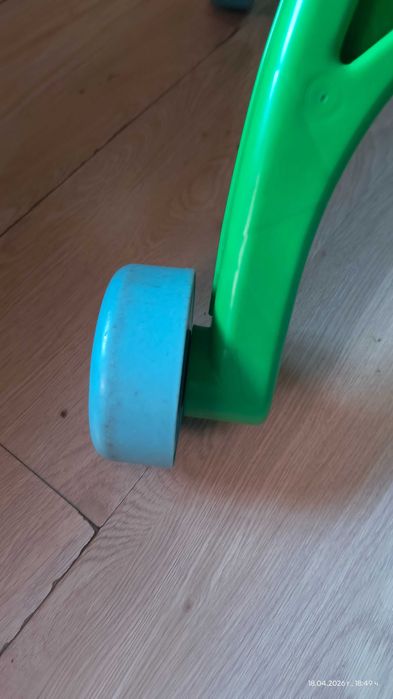 Проходилка уокър Кученце - Fisher Price - С музикални и светлинни ефекти на Български език