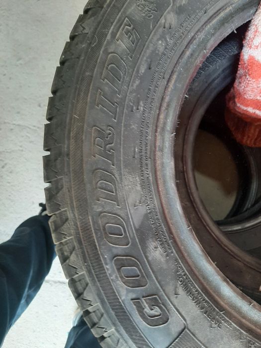 Продам резины 4 штуки