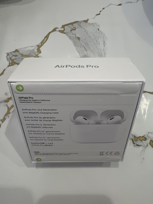 Наушники AirPods Pro
