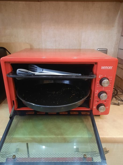 Духовка, печь для выпечки.