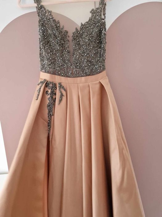 Vand rochie superba