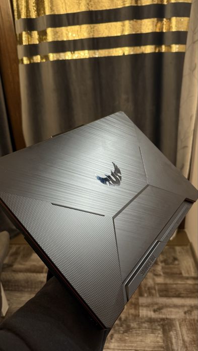Геймърски лаптоп Asus TUF Gaming