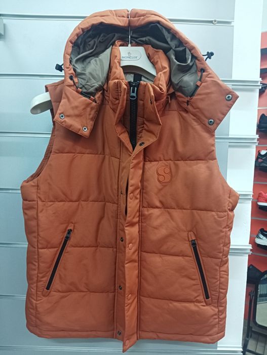 Оригинална грейка S. Oliver M , 3XL нова мъжка елек g-star replay