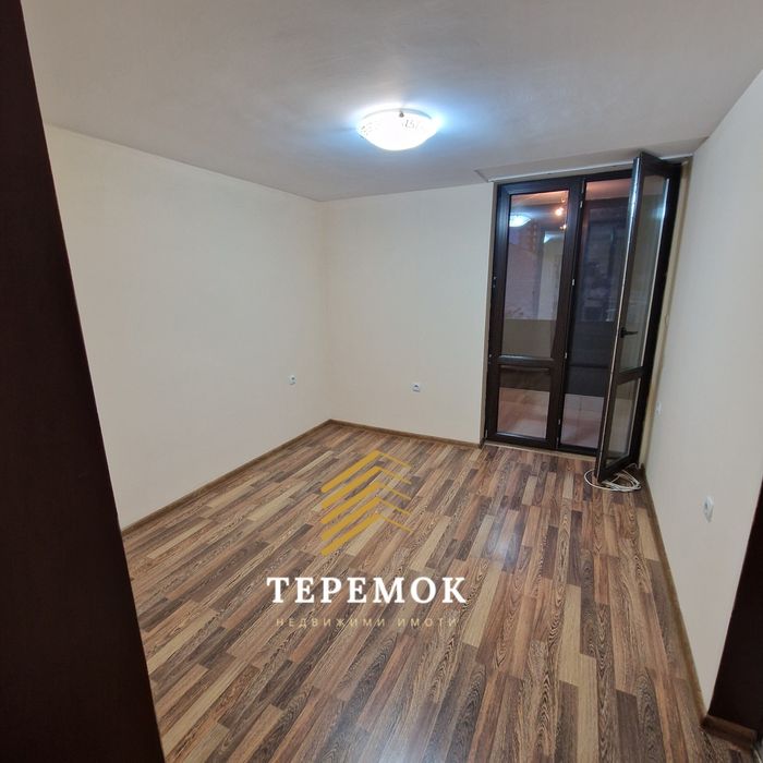 Продава се Четиристаен апартамент в Шумен, Херсон - 92 кв.м за 1719 €/кв.м - Снимка #3