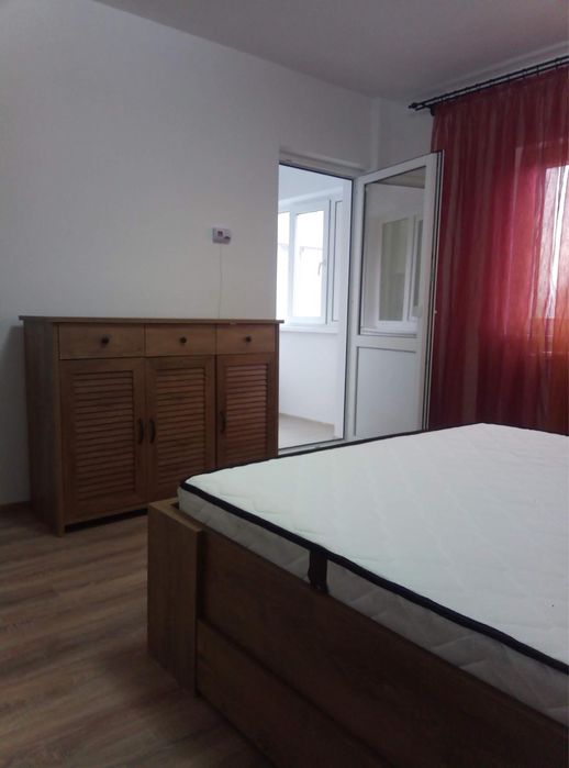 Inchiriez garsoniera