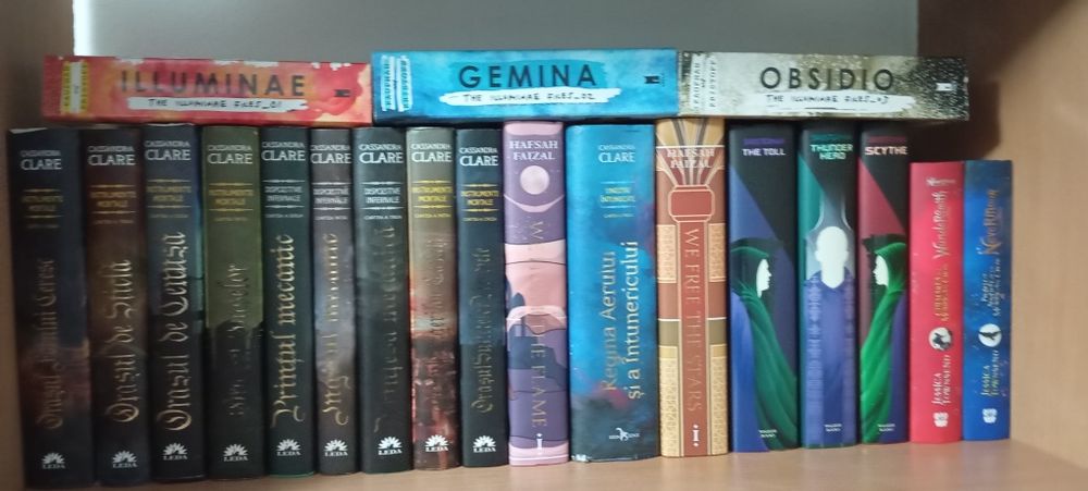 Lot Colectie carti Stephen King ,Kassandra Clare