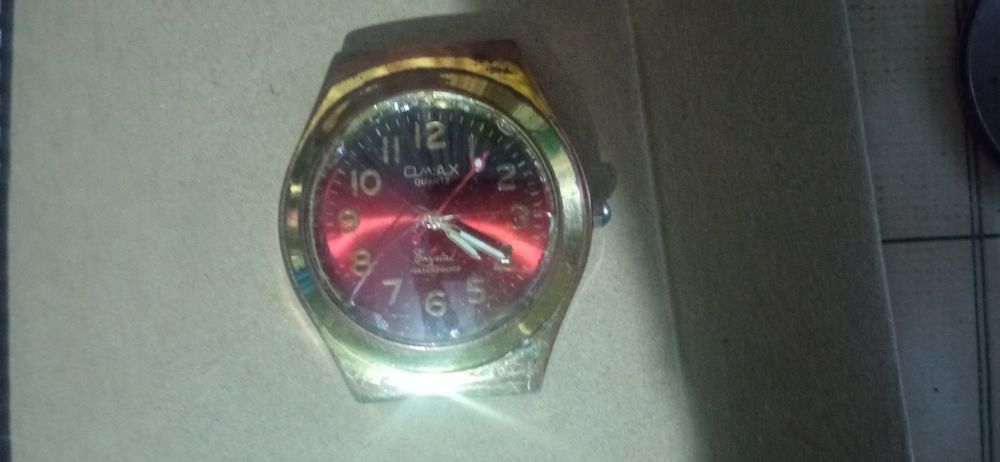 Часы наручные с браслетами