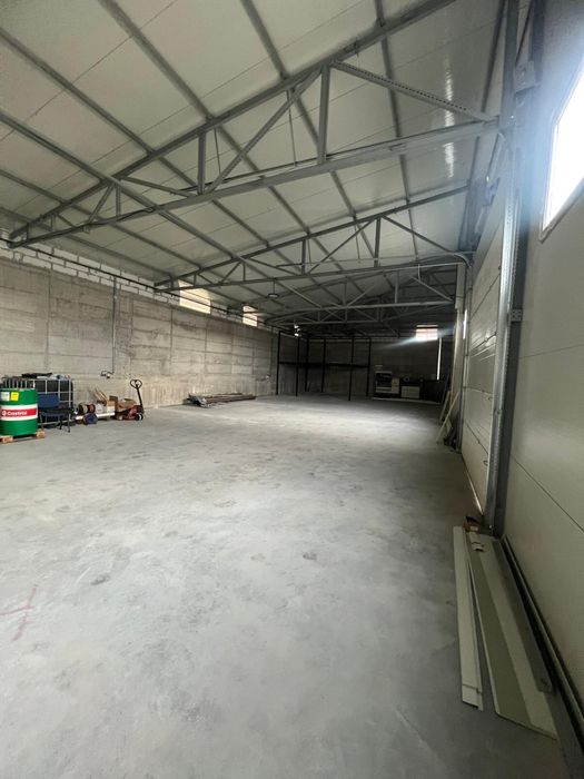 Hala Industriala de inchiriat-Firma de vanzare-LOT Autovehicule