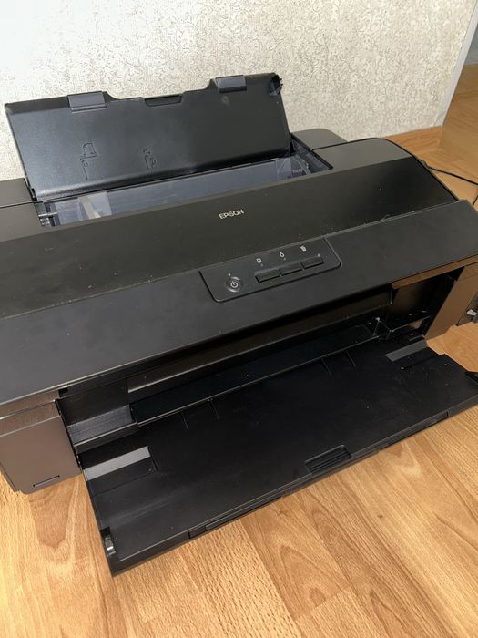 Epson L1800 принтері сатылады.