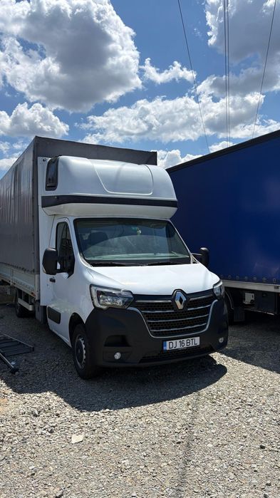 Renault master cu lift