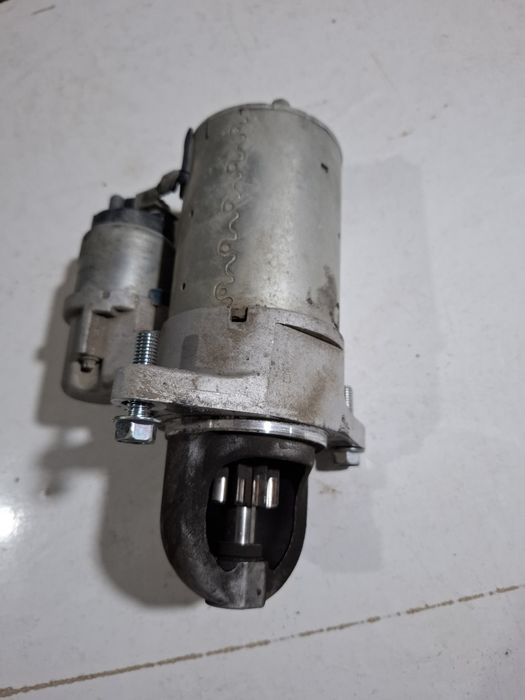 Дамаз Автомобиль стартери сотилади. Ҳолати яхши, ишлайди, текширилган.