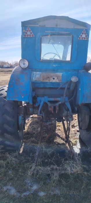 Срочно! Продам Трактор