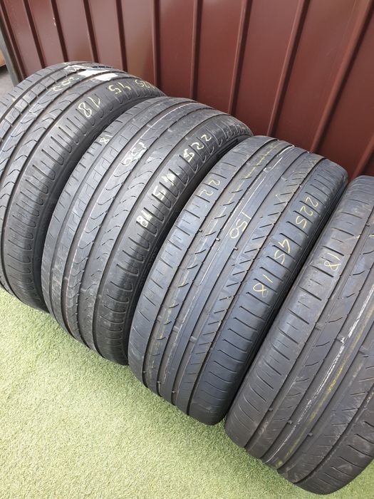 225.45.18 2x Pirelli 2x Continental