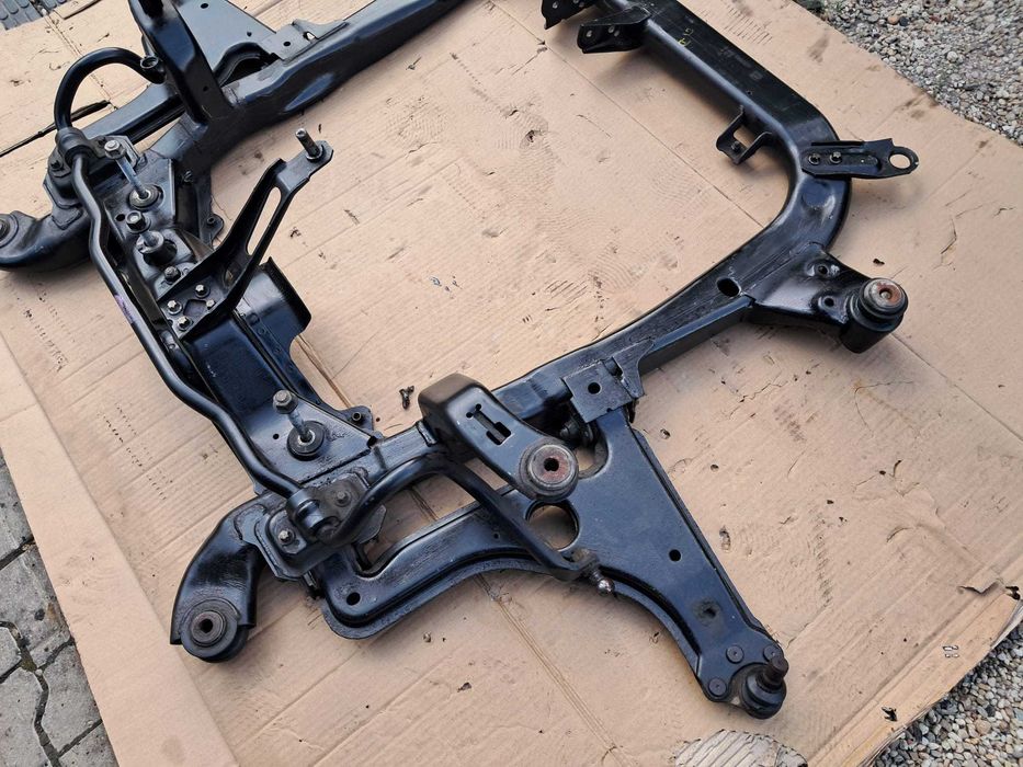 Opel Astra G Zafira A Zafira B, cadru motor cu bascule tampon si bara