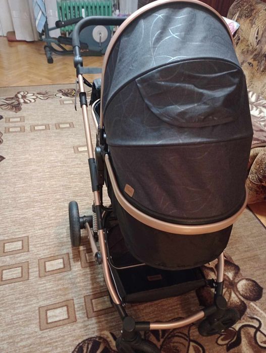 Бебешка количка комбирана