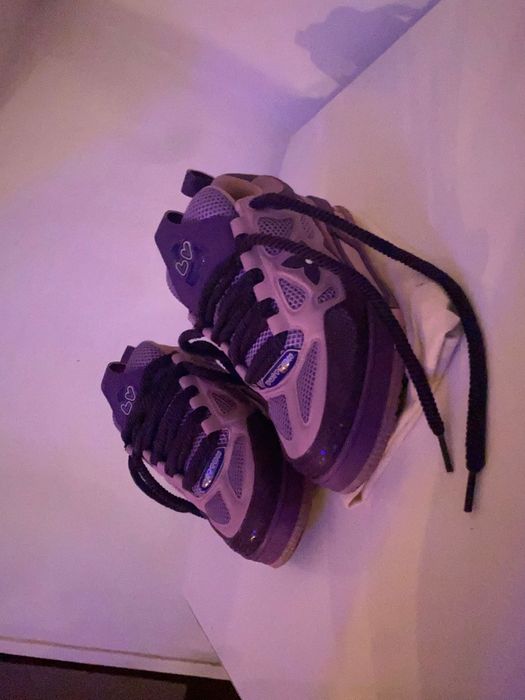 Vând L.V. model deosebit Nr 40