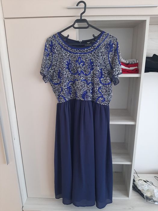 Rochii de ocazie,preț negociabil