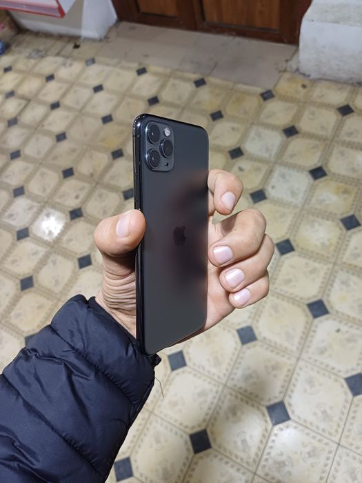 Iphone 11 pro max с гарантией
