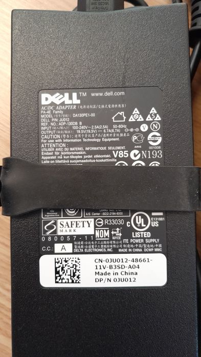 Vând docking station Dell WD19S

Model: Dell WD19S (CN-0M4T3C)
Tehnologie