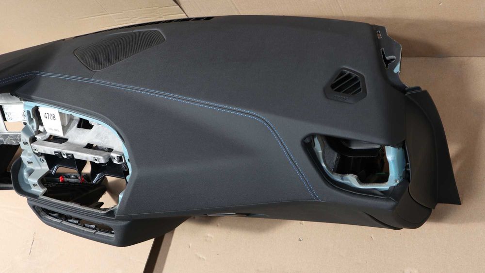 Арматурно табло БМВ Z4 Г29 BMW Z4 G29 налични 3 табла