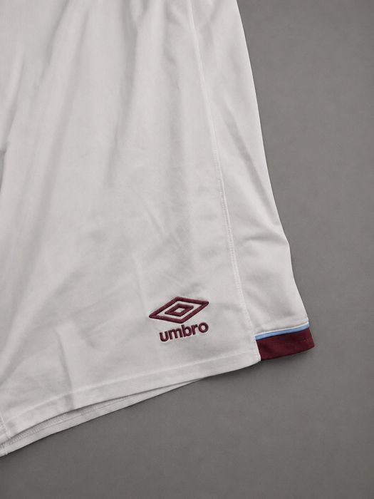 Umbro West Ham United Football Shorts White XXL