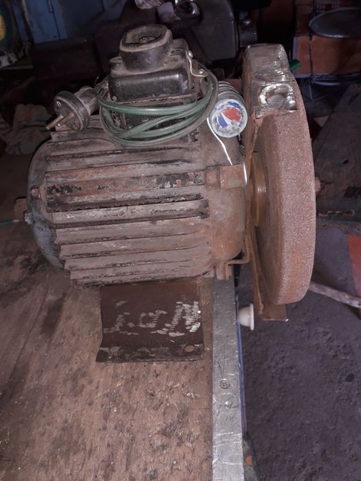 Продам эл.нождак.