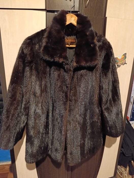 Haina din blana de nurca, YSL originala