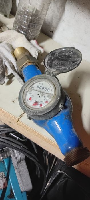 Продам Водомер диаметр 32 б/у торг