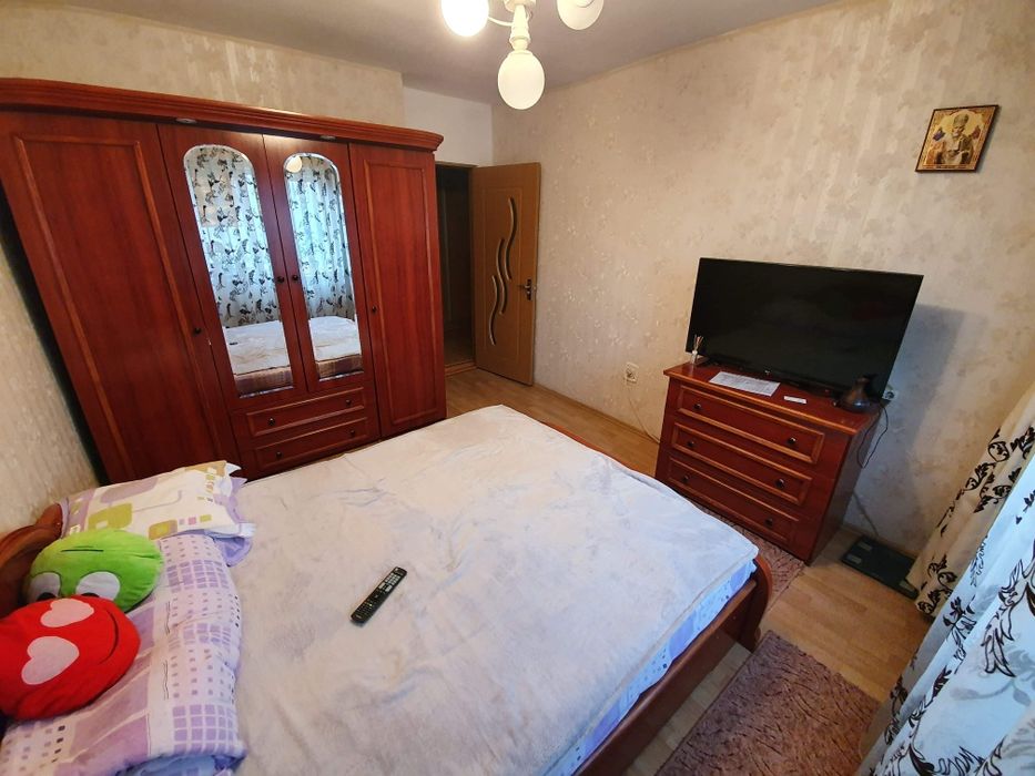 Inchiriez Apartament 2 camere, E3