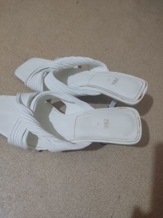 Продам сандалики качество отличное!!