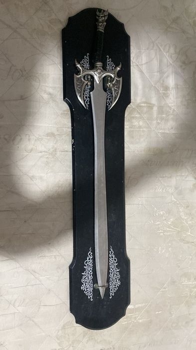 Кылыш сатылады коллекция сувинер ретынде болады