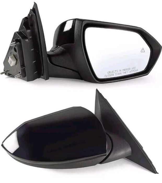 Боковое зеркало.