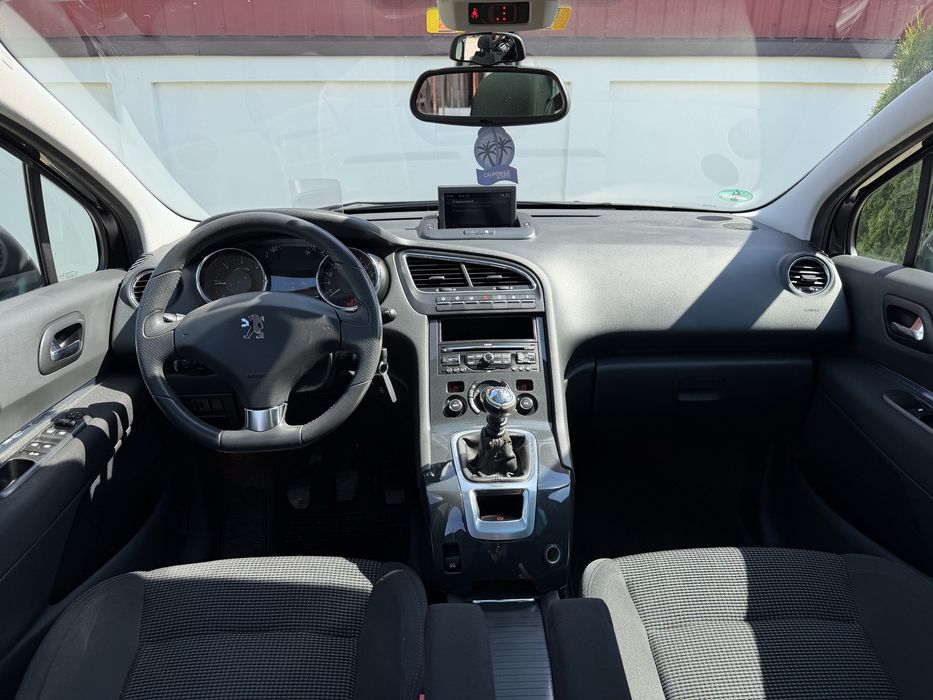 Peugeot 5008 2.0 HDI 2011