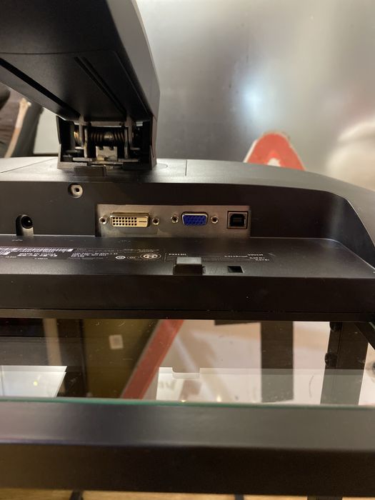 Монитор Dell P2212H