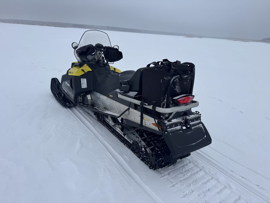 Продам снегоход BRP 550