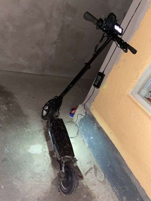 Vând trotineta electrica 45km/h