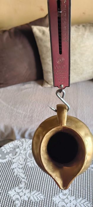 Масивна бронзова кана