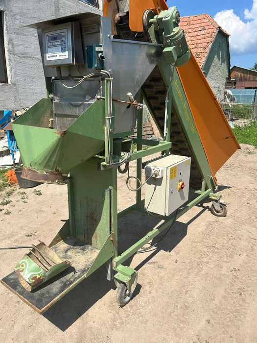 Masina ambalat cartofi,legume digital,Roti inguste r42 9,5 r28 8,3