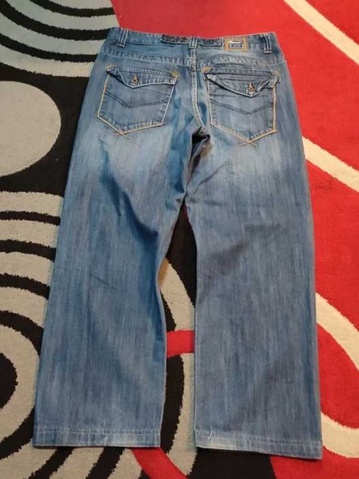Flared baggy jeans