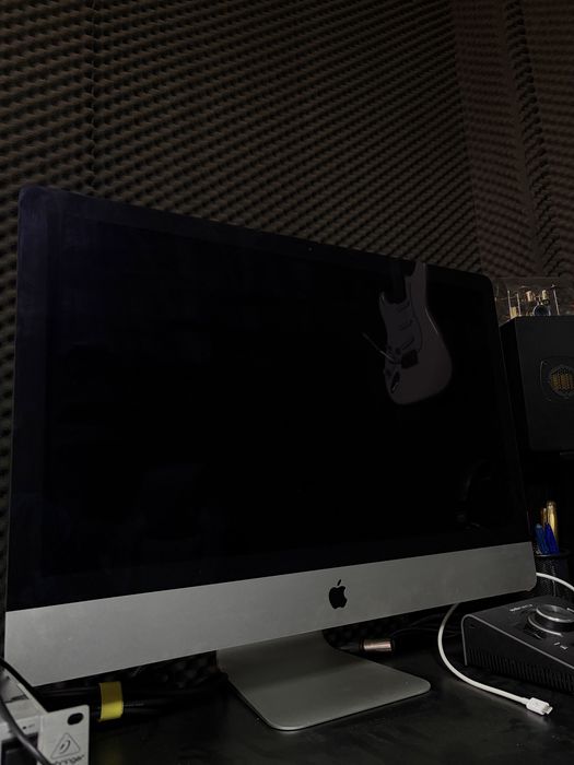 Vand apple iMac 27'' impecabil