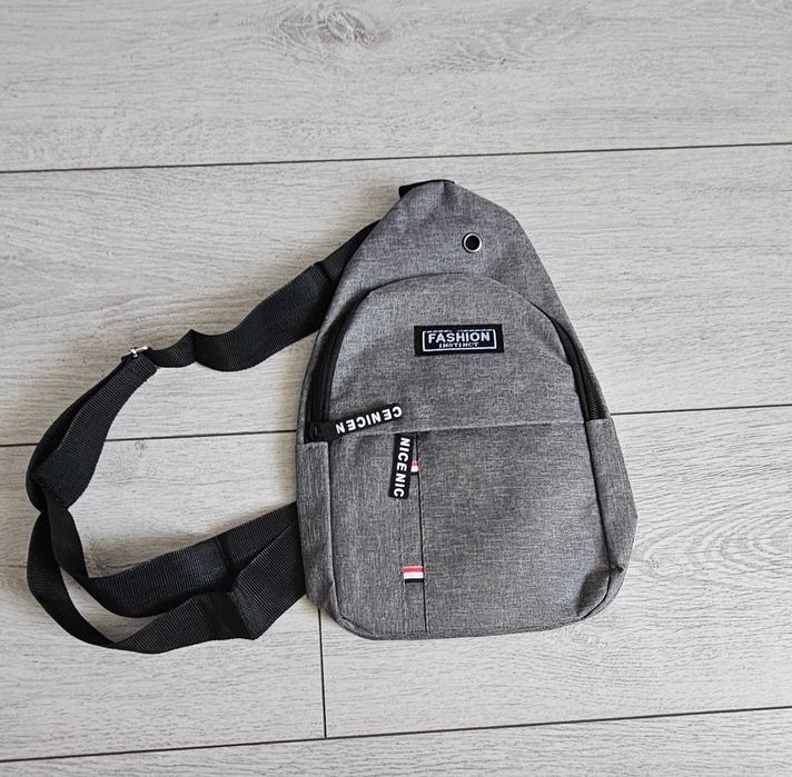 Rucsac gri crossbody
