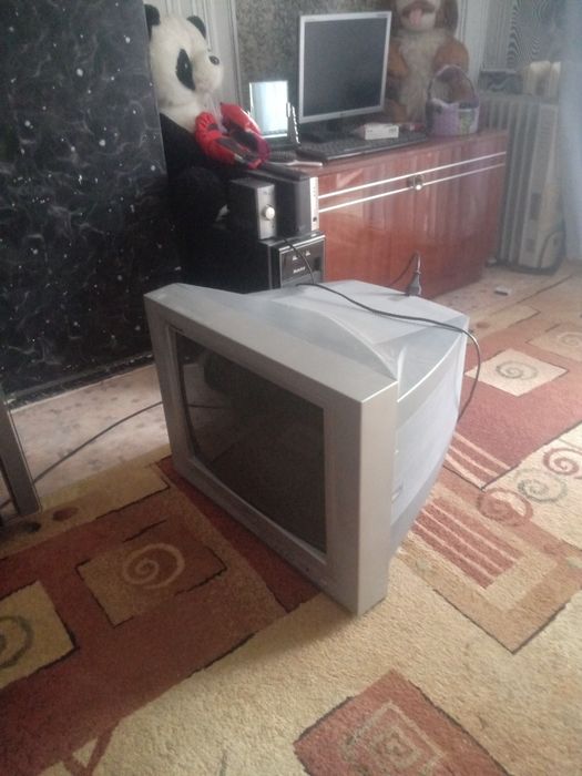 Продам телевизор