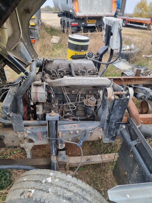 Nissan L35 basculabil