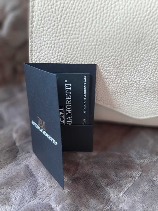 Чанти Antonia Moretti , Nine west, Desigual, Valentino