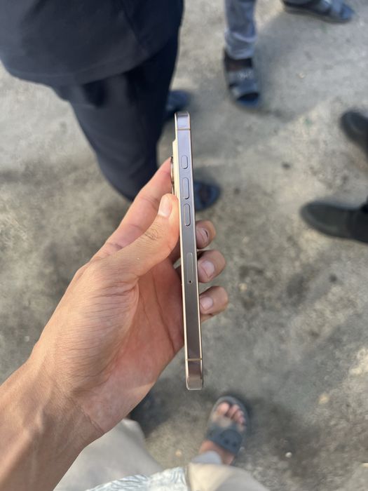 Iphone 16 pro 128 gb 89 batareyka