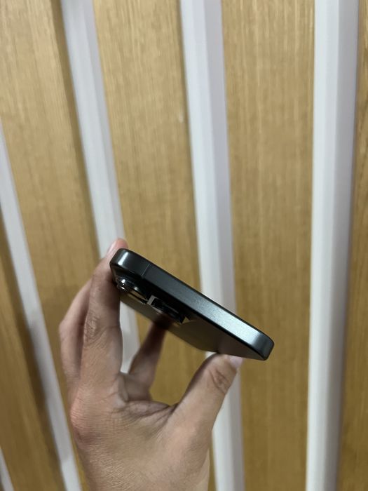 Iphone 15 pro max 256gb black titanium