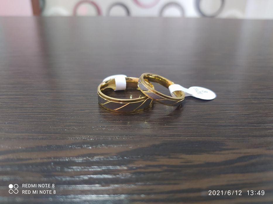Продам обручальные кольца
