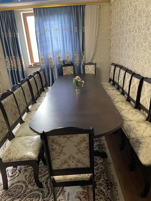 Продам Стол только стол без стульев